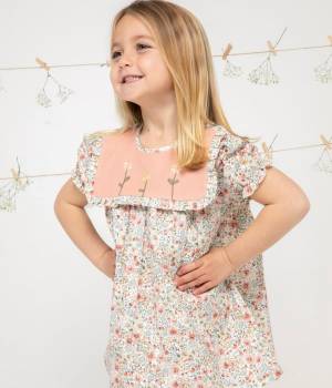 Vestido para Niña Liberty con Pechera Rosa Bordada – Paloma de la O
