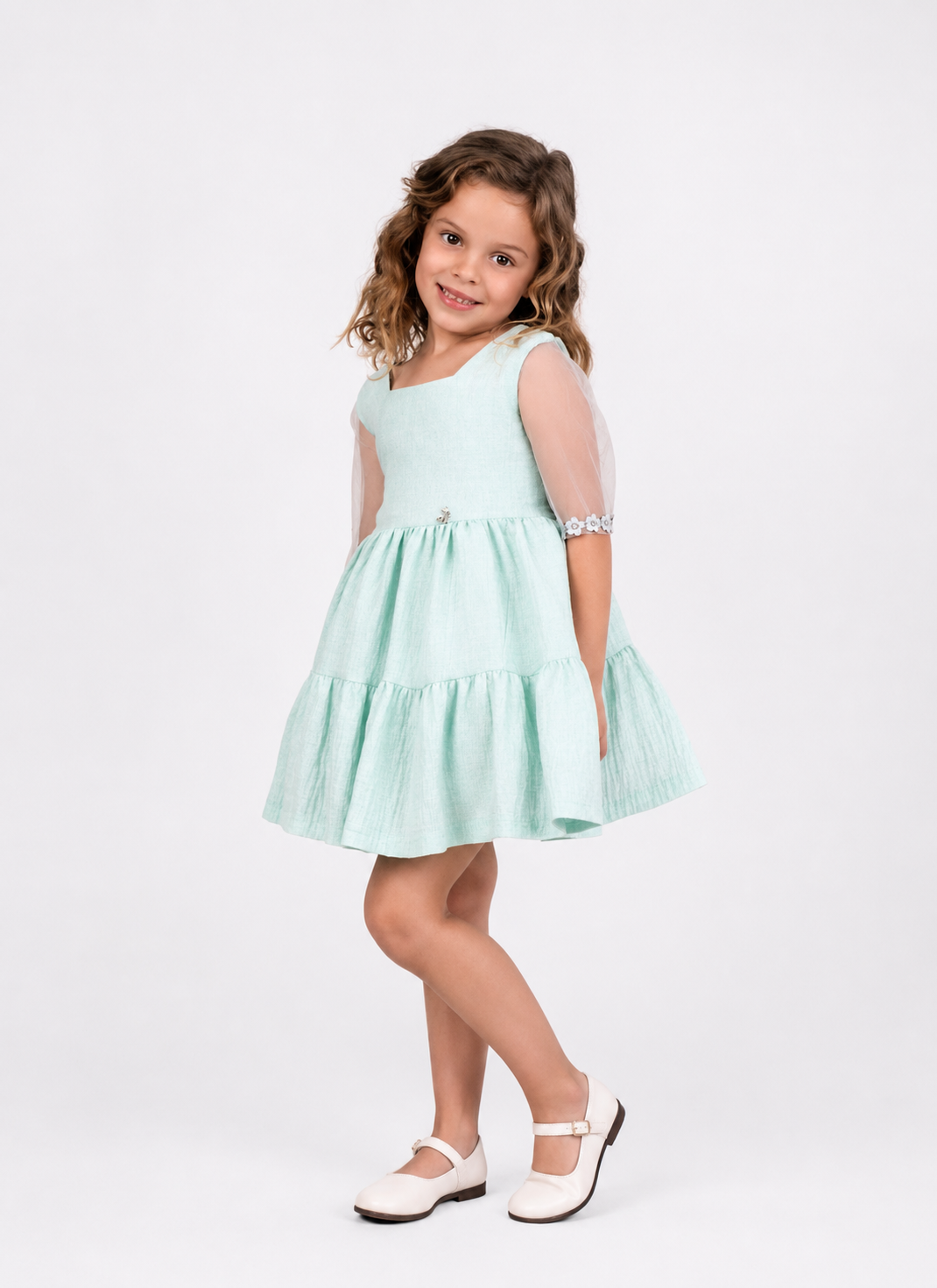 Vestido Infantil de Ceremonia en Tono Verde Agua para Niña – Nekenia