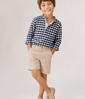 Conjunto para Niño de Camisa Cuadros Vichy Marino y Pantalón Beige – La Martinica